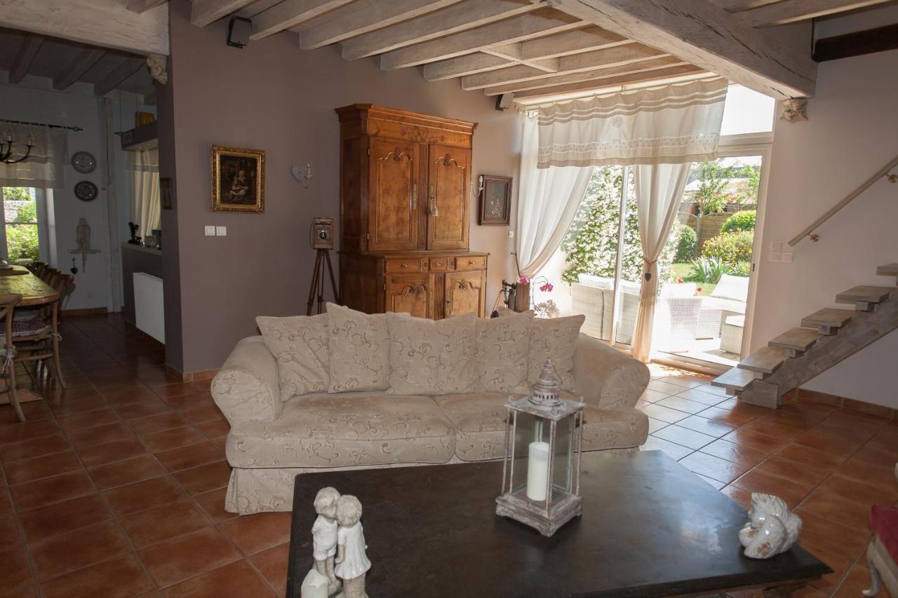 Les Jarrieres Bed & Breakfast Dame-Marie-les-Bois Exterior photo