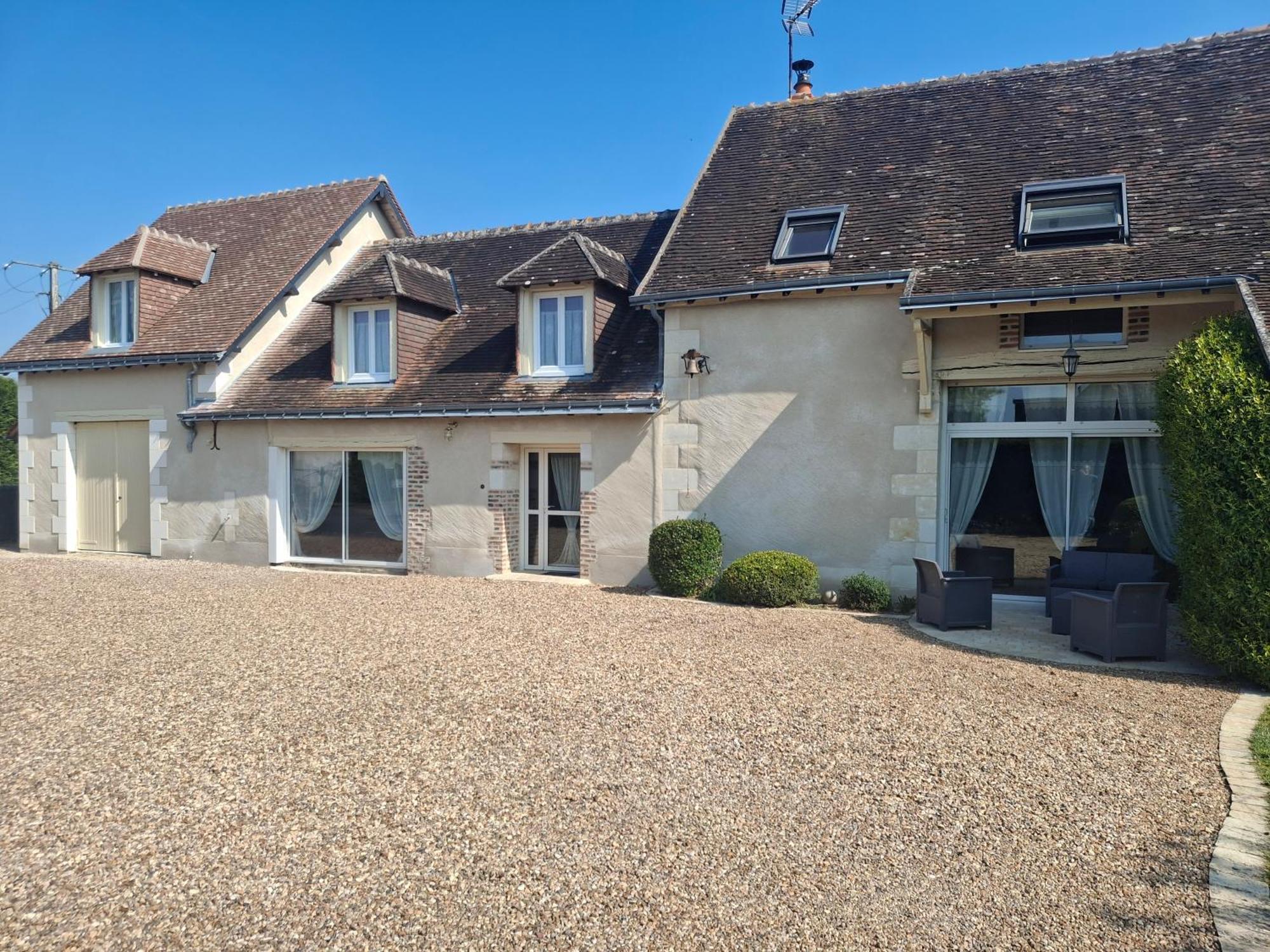 Les Jarrieres Bed & Breakfast Dame-Marie-les-Bois Exterior photo